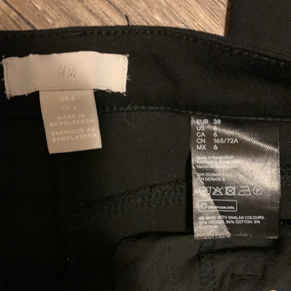 H&M skinny black work pants- size 6-EUC - Picture 2 of 4